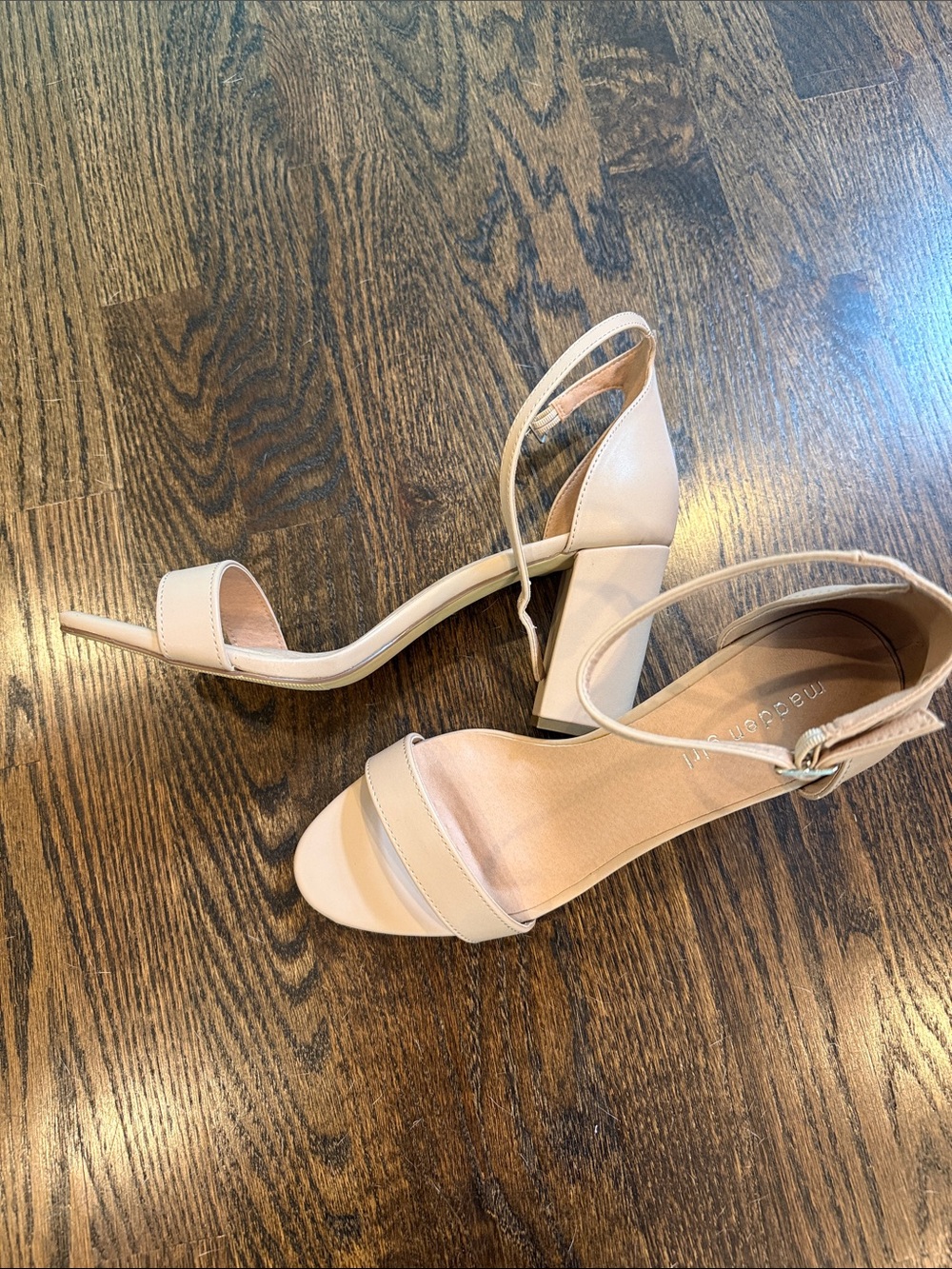 Women's Nude Block Heel Ankle Strap Sandals 👡 Steve Madden size 11